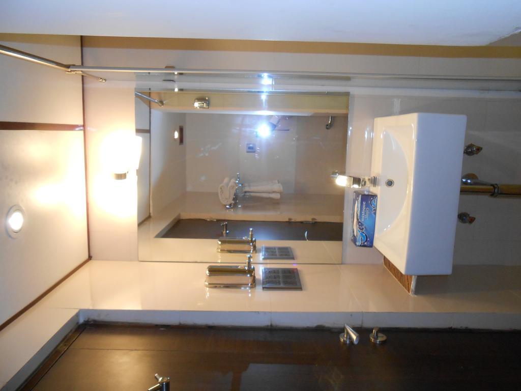 Hotel The Maple Leaf 3*