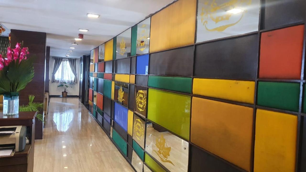 Hotel The Maple Leaf 3*