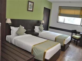 The Maple Leaf Hotel